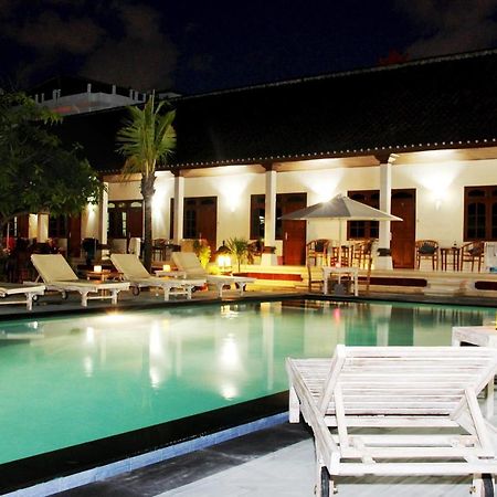 Warung Coco Hostel Kuta  Exterior photo