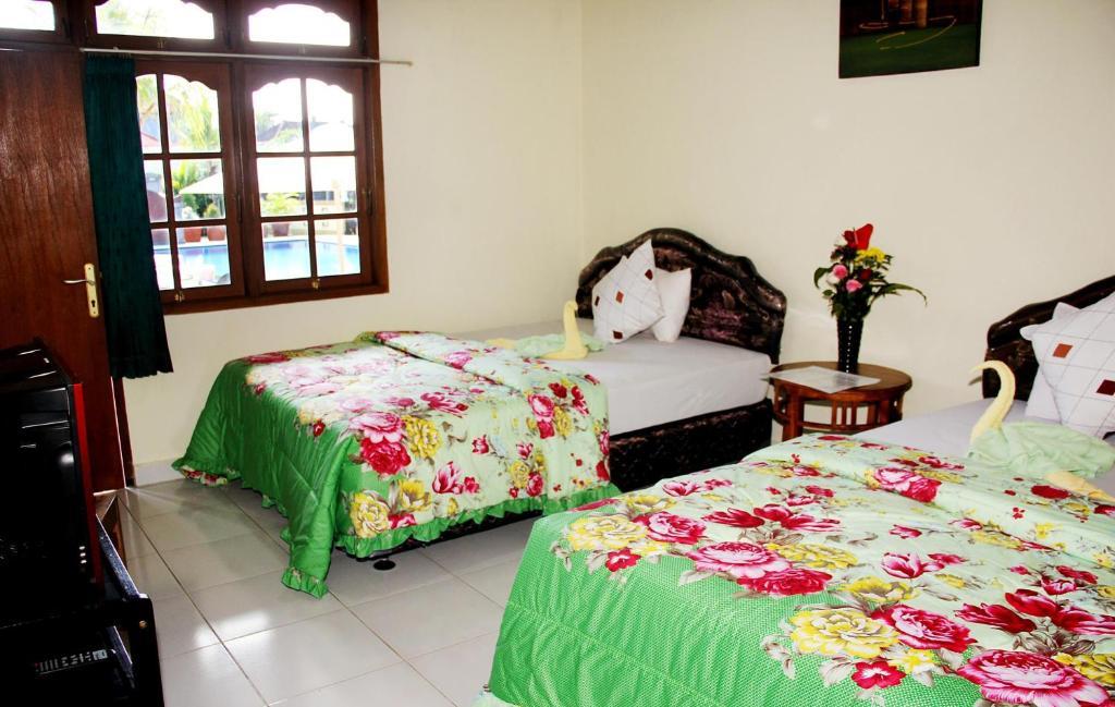 Warung Coco Hostel Kuta  Exterior photo