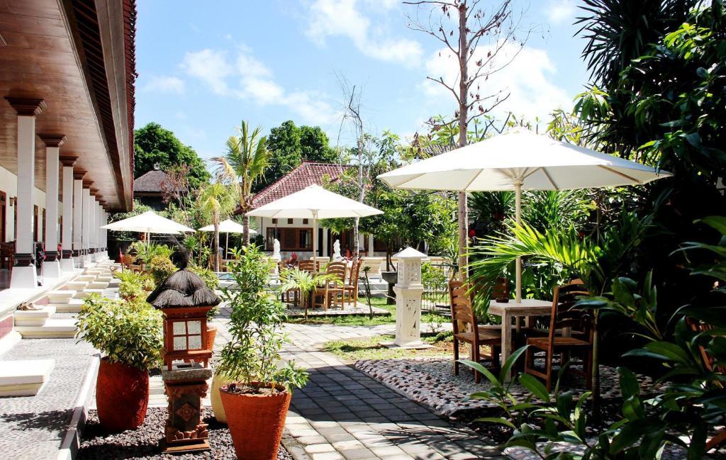 Warung Coco Hostel Kuta  Exterior photo