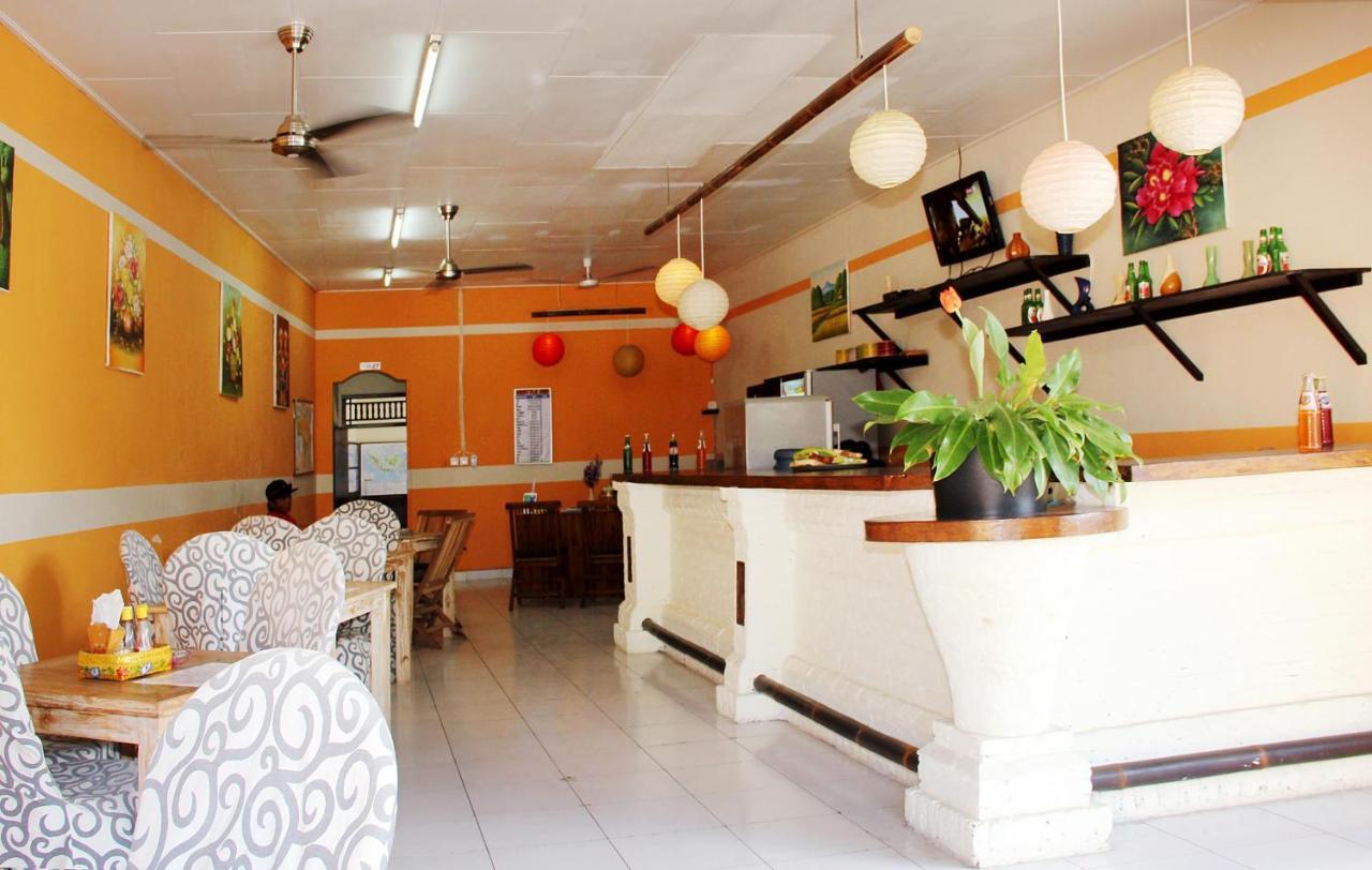 Warung Coco Hostel Kuta  Exterior photo